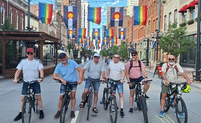 River North Art District and Downtown Bike and Booze Tour in Denver