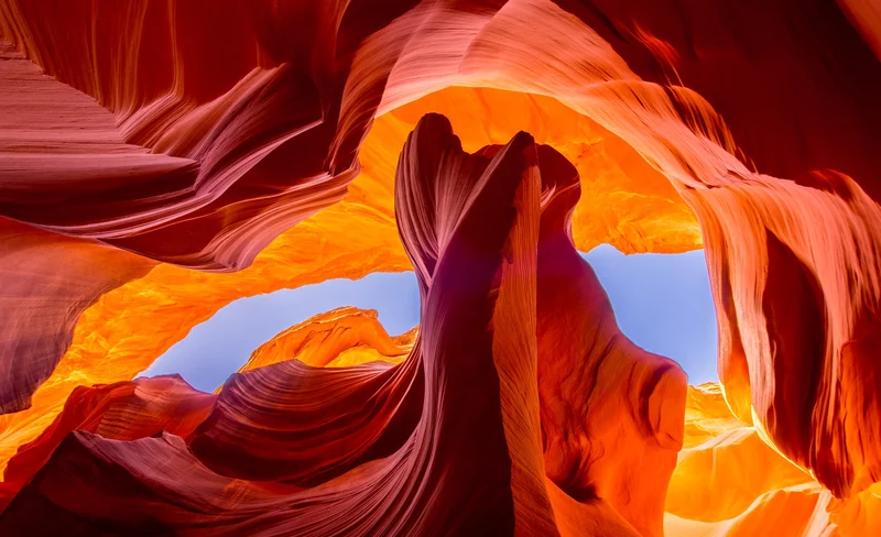 Lower Antelope Canyon, Horseshoe Bend, & Lake Powell with Lunch Day Tour