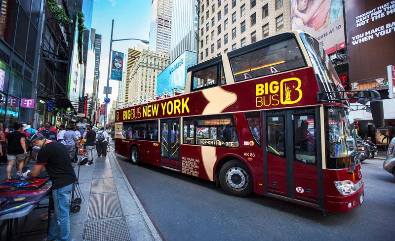 New York Hop-On Hop-Off Bus, Empire State & Statue of Liberty Tour