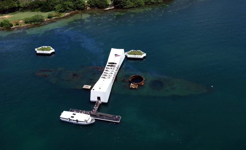 Pearl Harbor, Arizona Memorial, and Honolulu Highlights Tour