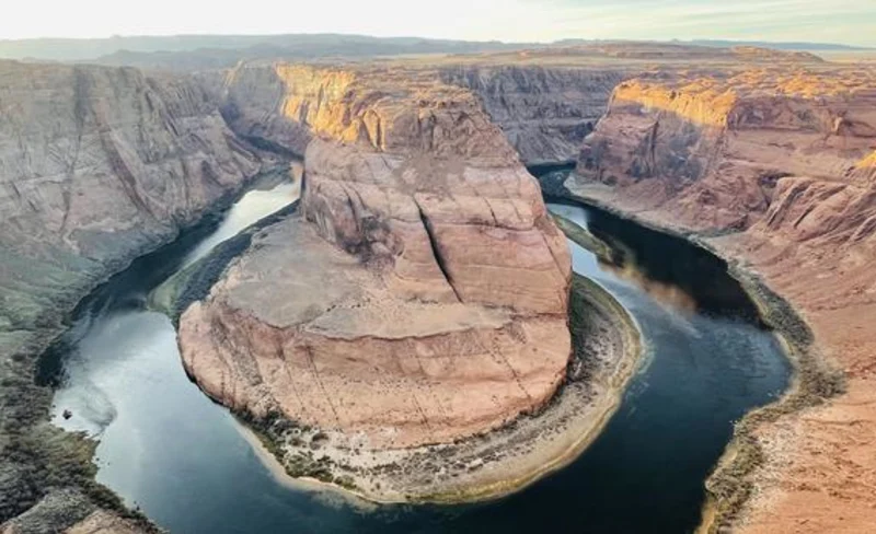 Upper and Lower Antelope Canyon with Horseshoe Bend Hiking Tour