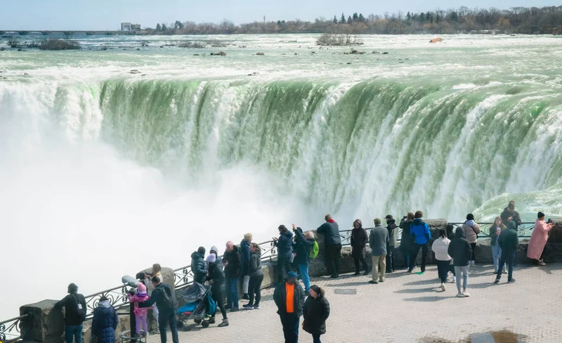 Niagara Falls Winter Adventure Tour from US and Canada