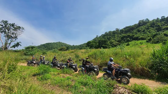 Nha Trang Island Hopping Speedboat Tour with Scuba Diving Experience