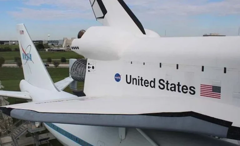 Houston Tunnel Tour and NASA Space Center Ticket/Transportation