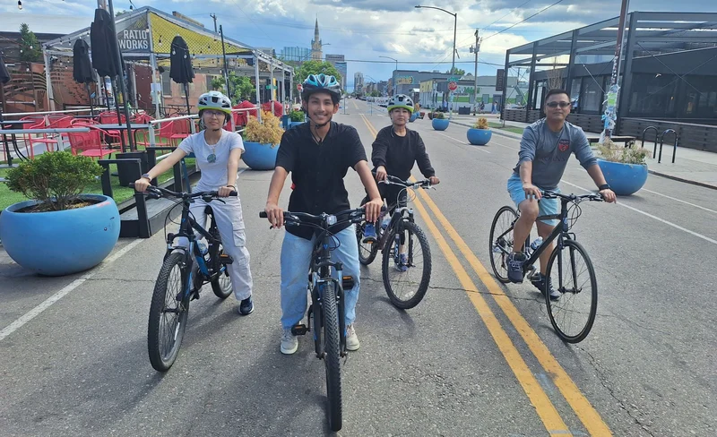 3-Hour City Highlights Bike Tour in Denver