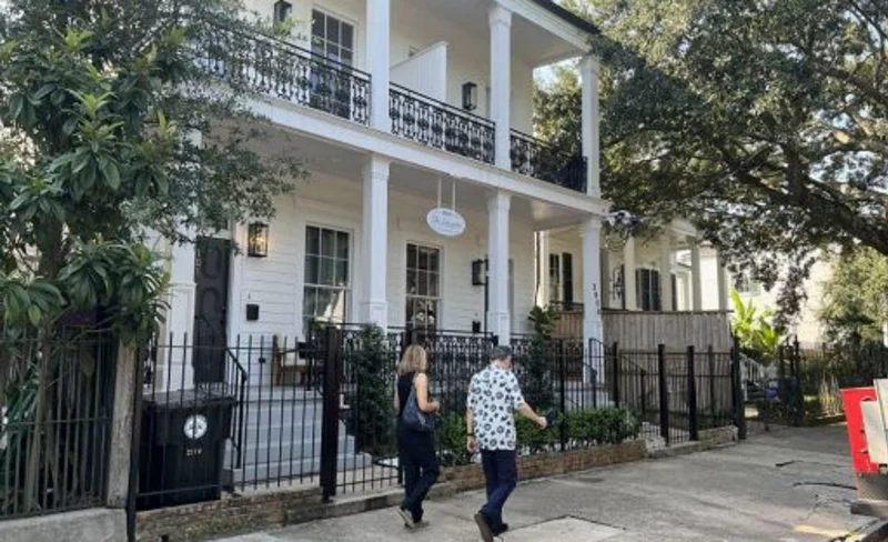 New Orleans Garden District 2-Hour Walking Tour