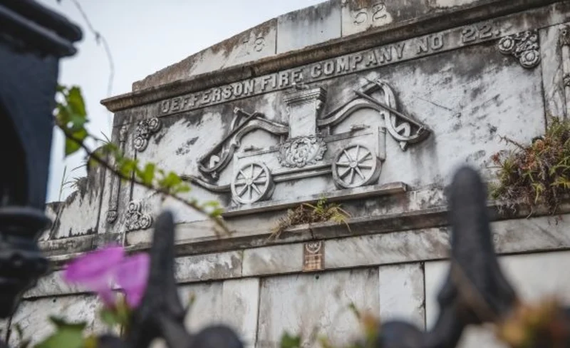 New Orleans Garden District Tour