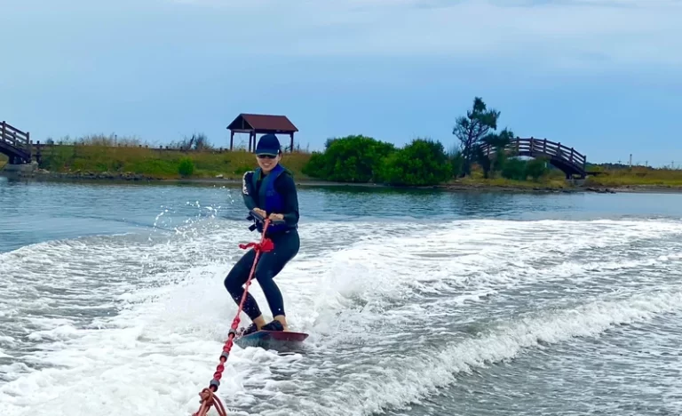 y5qsyuzbuuinyubw1kqq